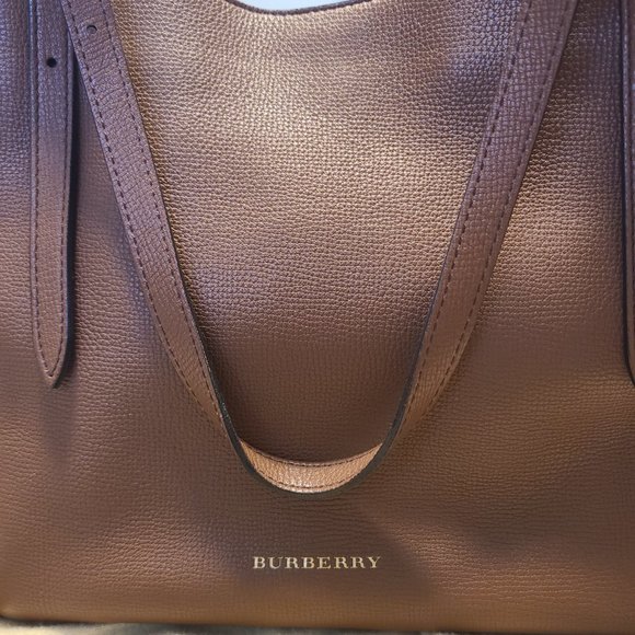 BURBERRY - Picture 2 of 6